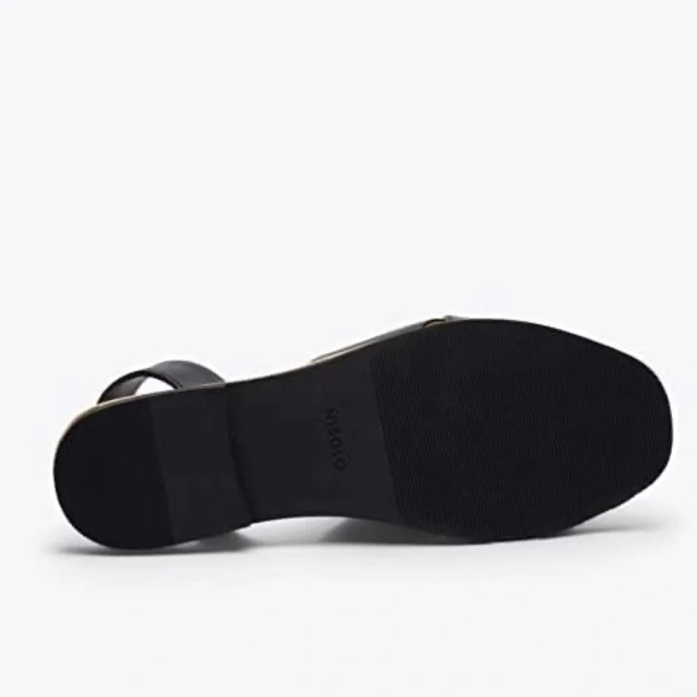 NISOLO | All-Day Cross Strap Sandal, Black, 9